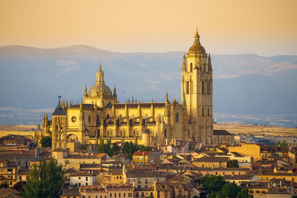 rperucho cathedral 6709412 1920